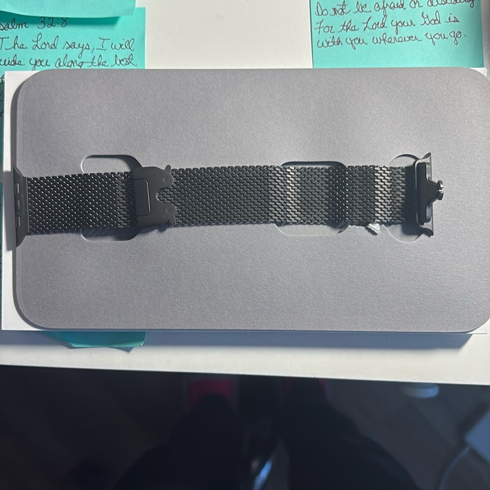 Apple Black Titanium Milanese Loop-Small